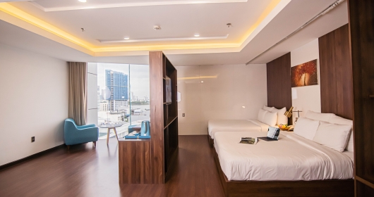 Gold Suite With River View